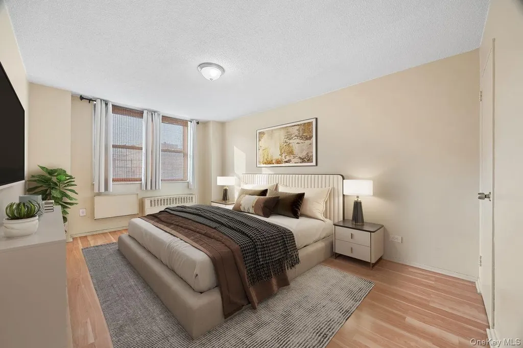1966 Newbold Avenue Bronx NY 10472
