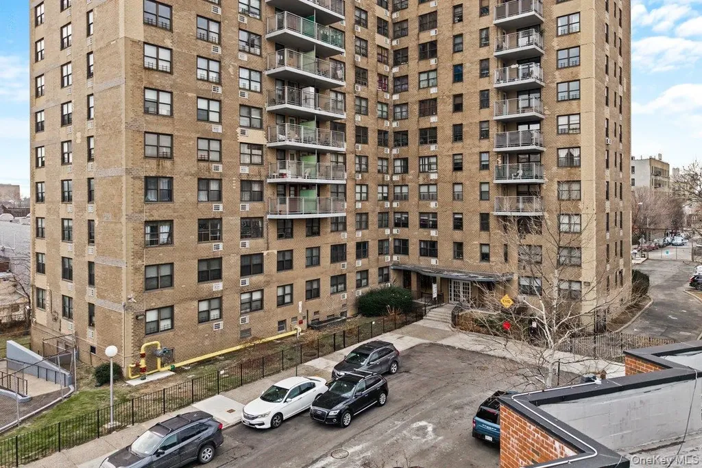 1966 Newbold Avenue Bronx NY 10472