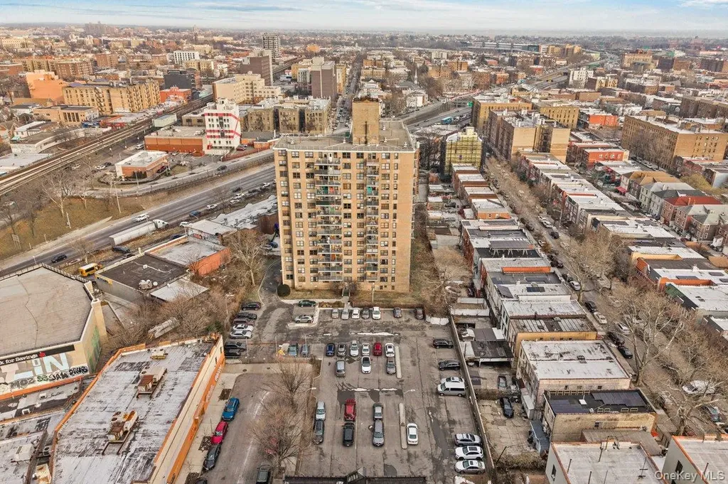 1966 Newbold Avenue Bronx NY 10472
