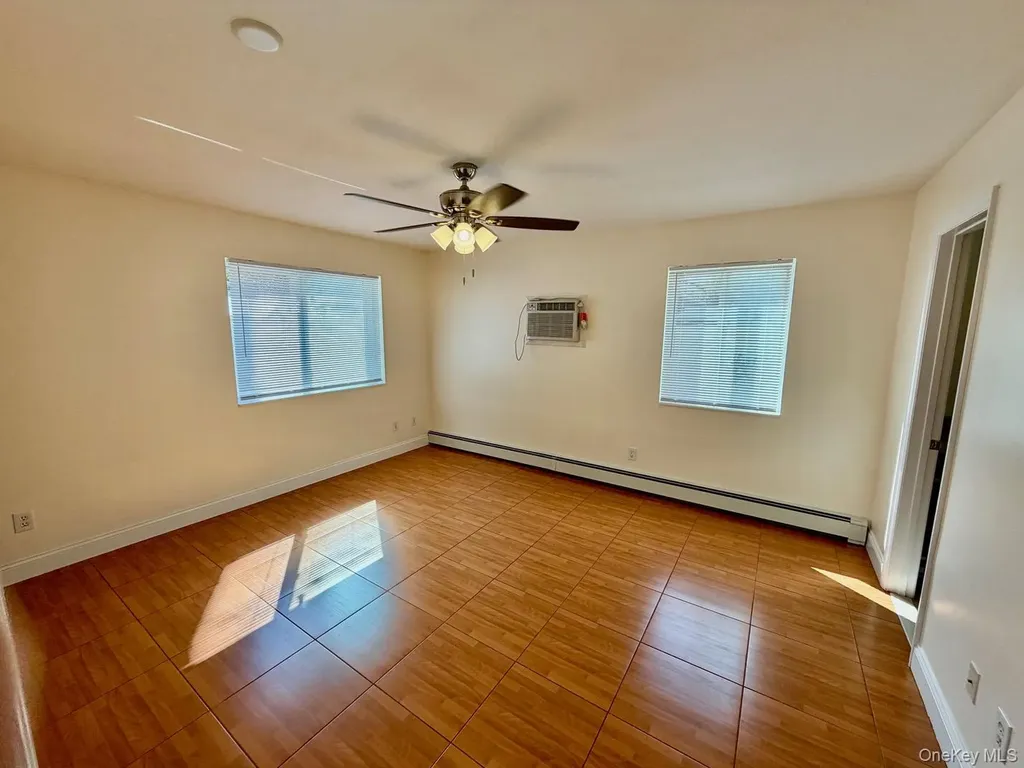 456 E Chester Street Long Beach NY 11561