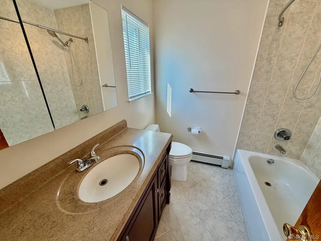 456 E Chester Street Long Beach NY 11561