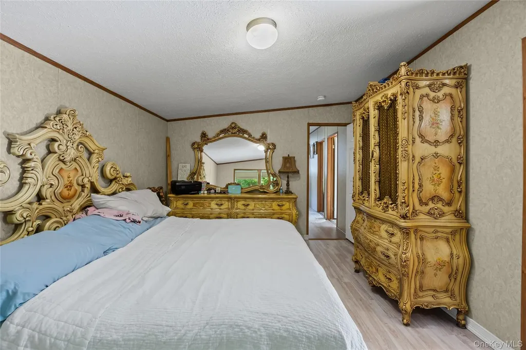 1795 Osborne Avenue Riverhead NY 11901