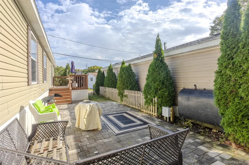 1795 Osborne Avenue Riverhead NY 11901