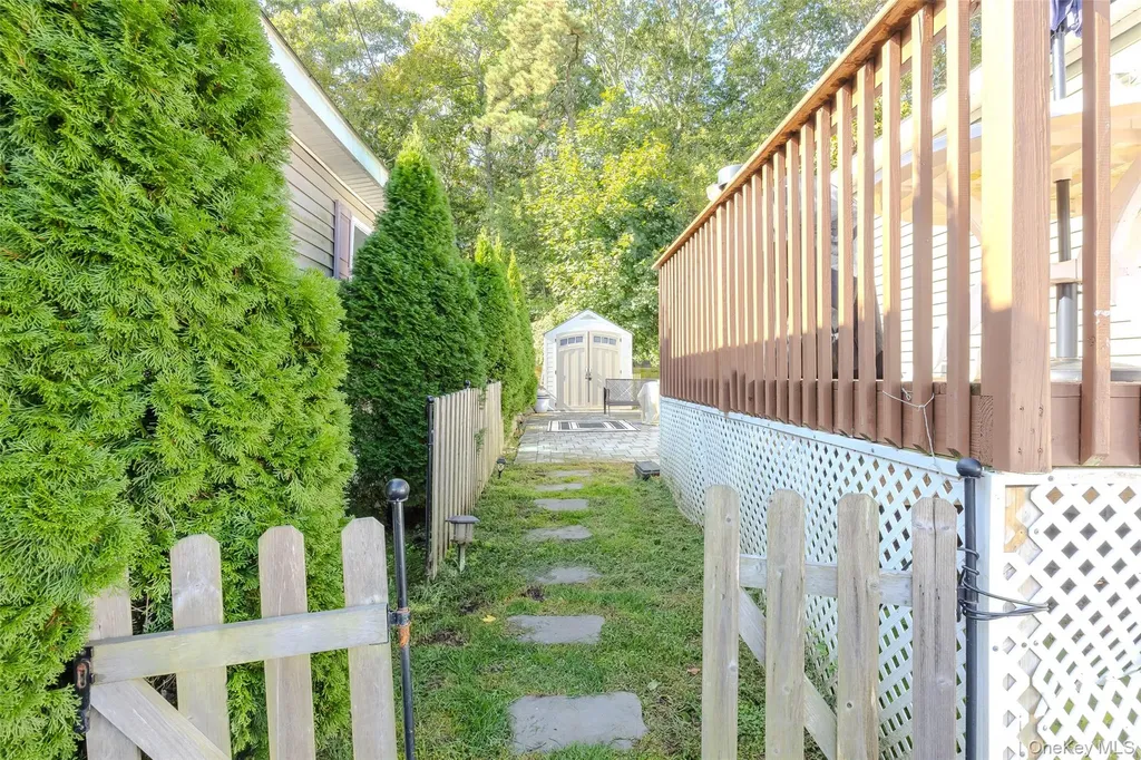 1795 Osborne Avenue Riverhead NY 11901