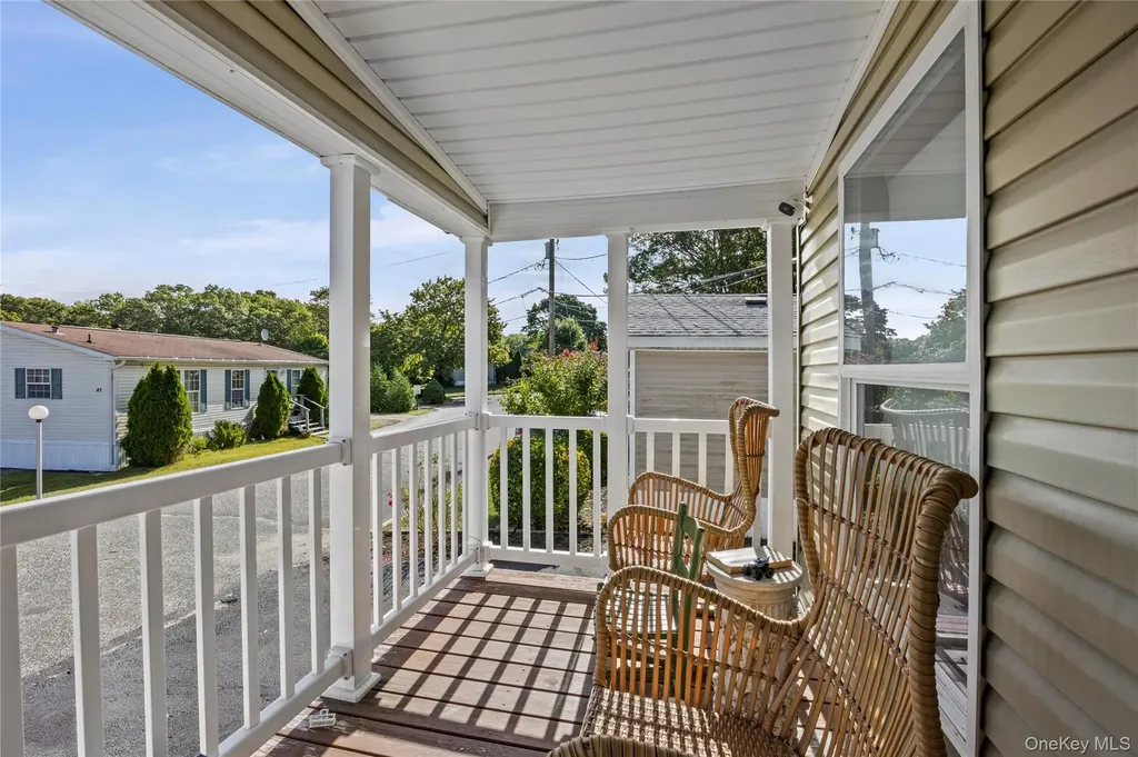 1795 Osborne Avenue Riverhead NY 11901