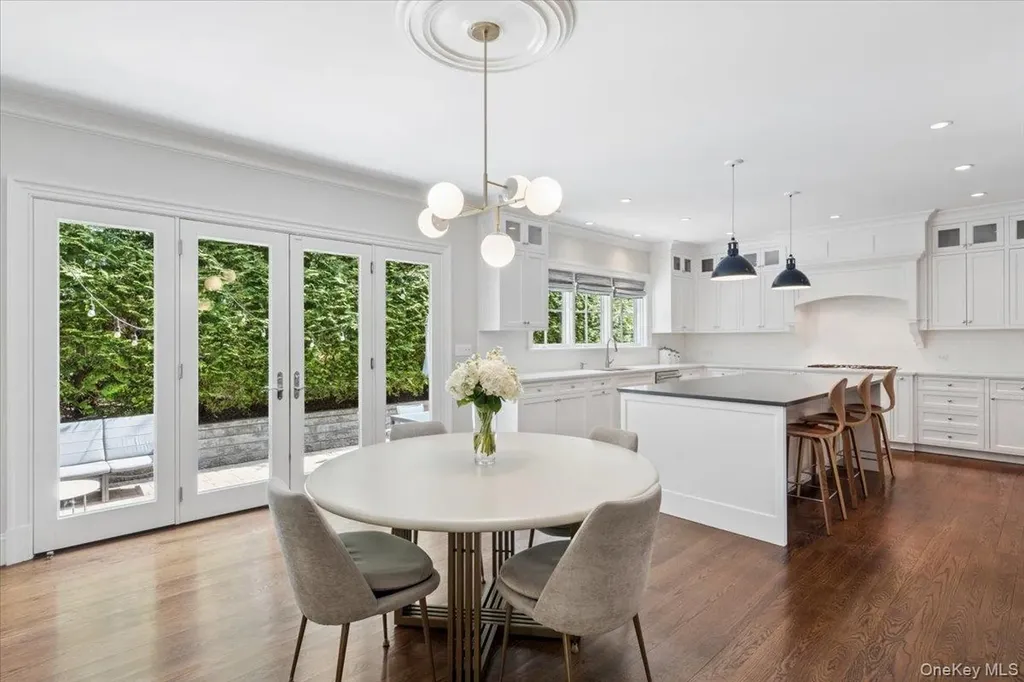 635 Bleeker Avenue Mamaroneck NY 10543