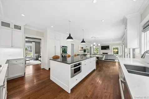 635 Bleeker Avenue Mamaroneck NY 10543