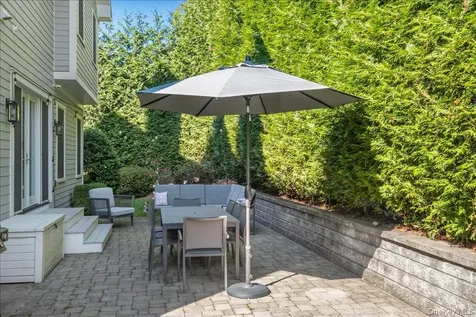 635 Bleeker Avenue Mamaroneck NY 10543