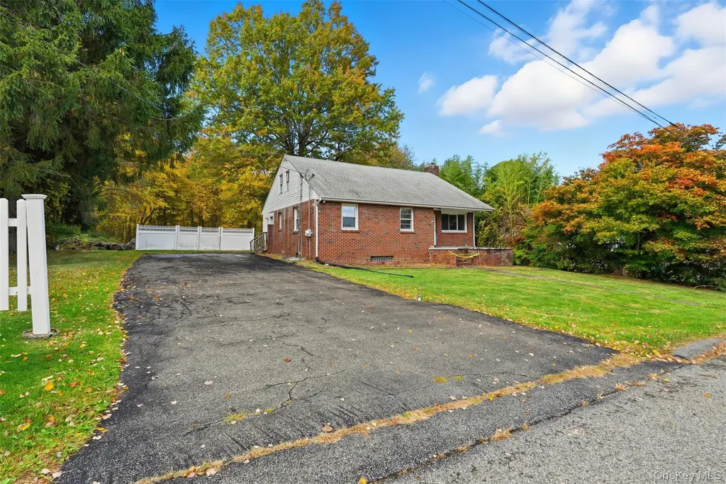 137 Overlook Drive Mahopac NY 10541