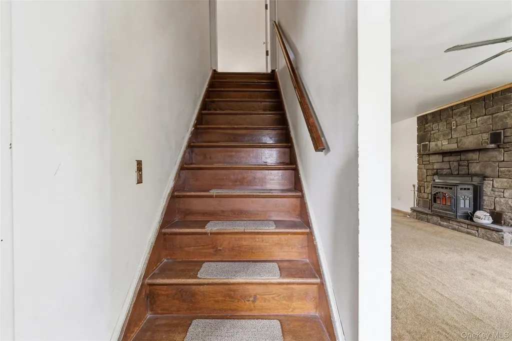 137 Overlook Drive Mahopac NY 10541