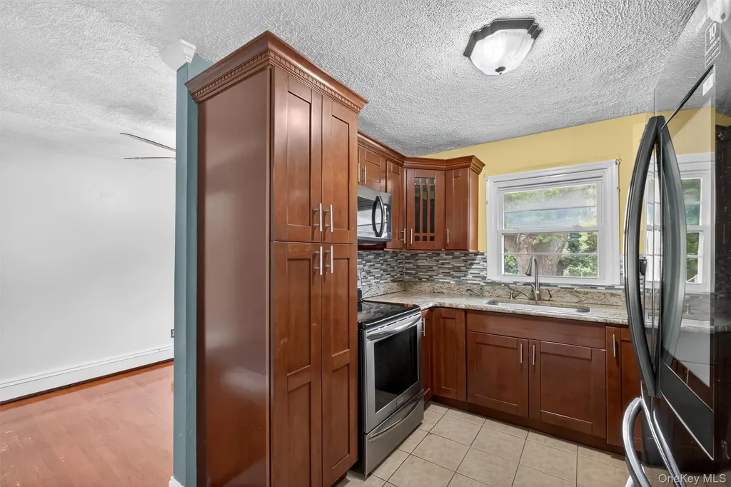 2710 South Road Poughkeepsie NY 12601