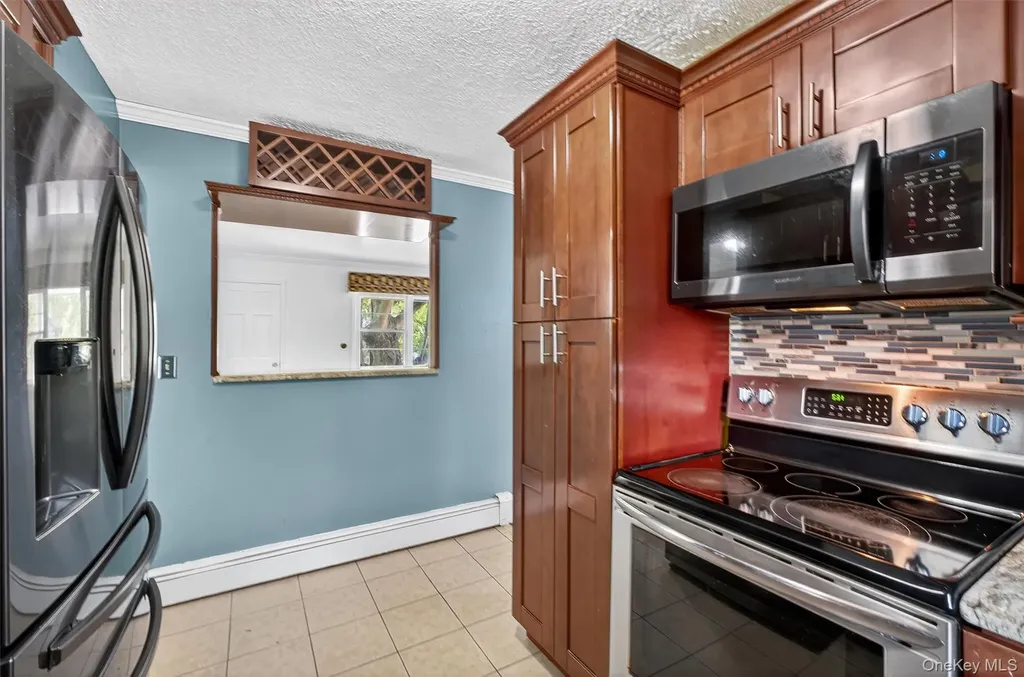 2710 South Road Poughkeepsie NY 12601