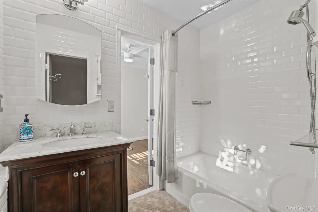 6 Brooklands Bronxville NY 10708