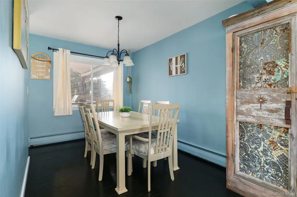 11 Cambridge Drive Red Hook NY 12571