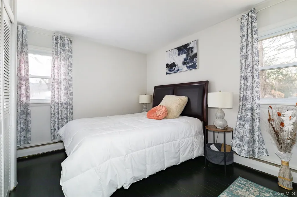 11 Cambridge Drive Red Hook NY 12571