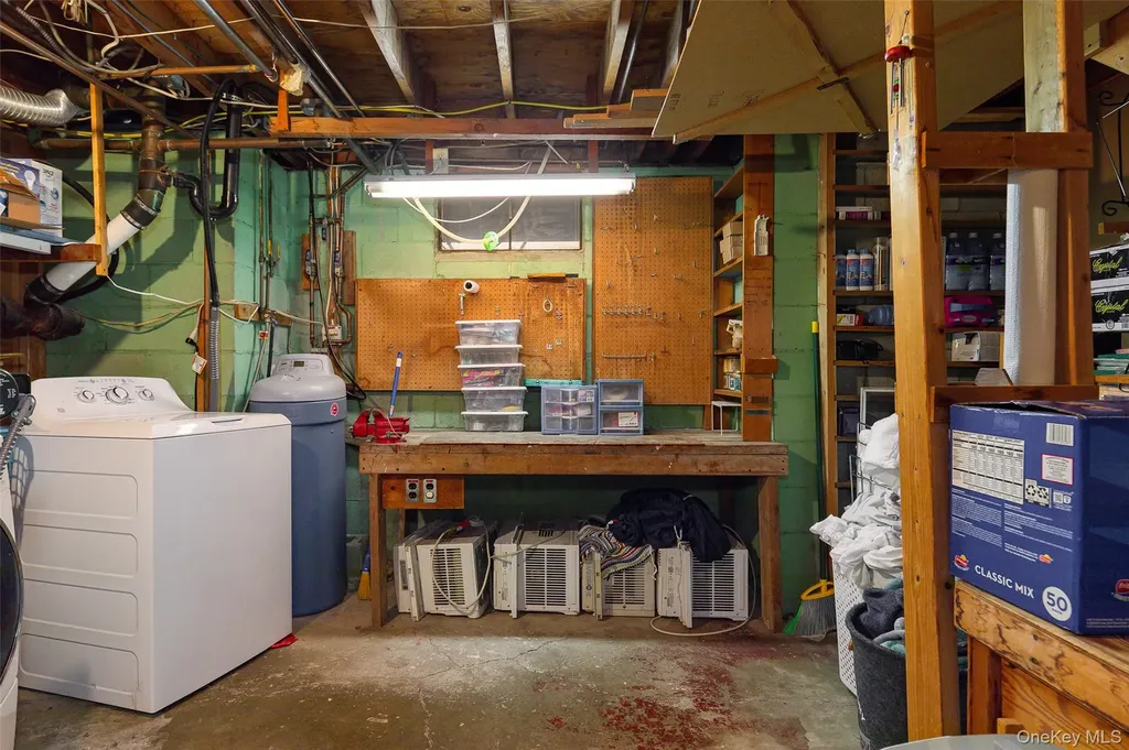11 Cambridge Drive Red Hook NY 12571