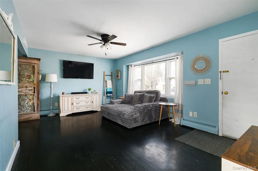 11 Cambridge Drive Red Hook NY 12571