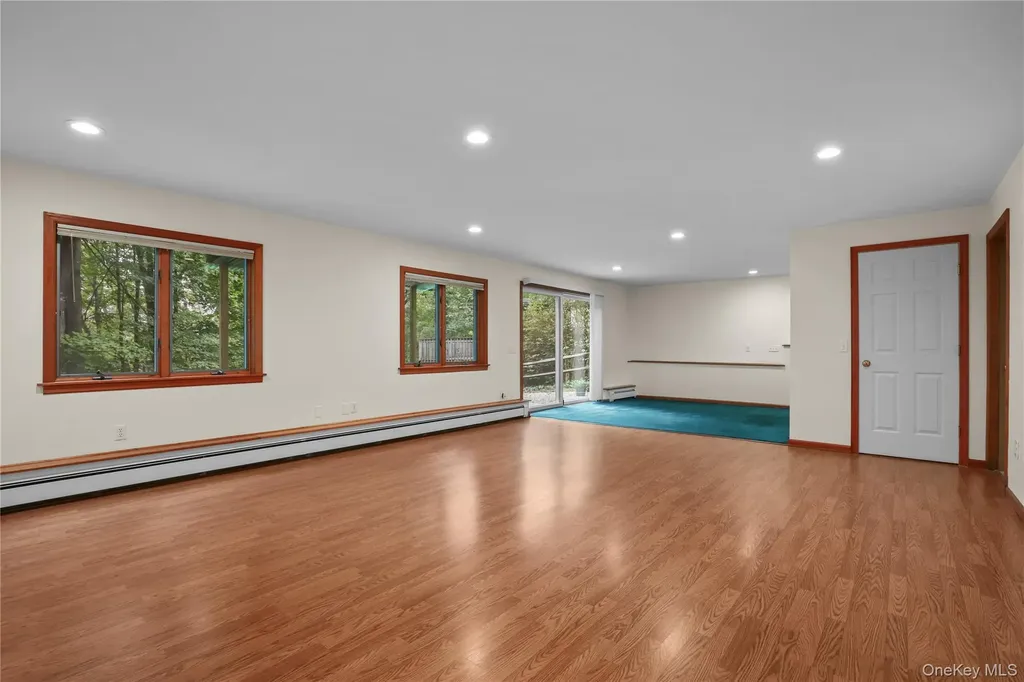 8 Hemlock Road South Salem NY 10590