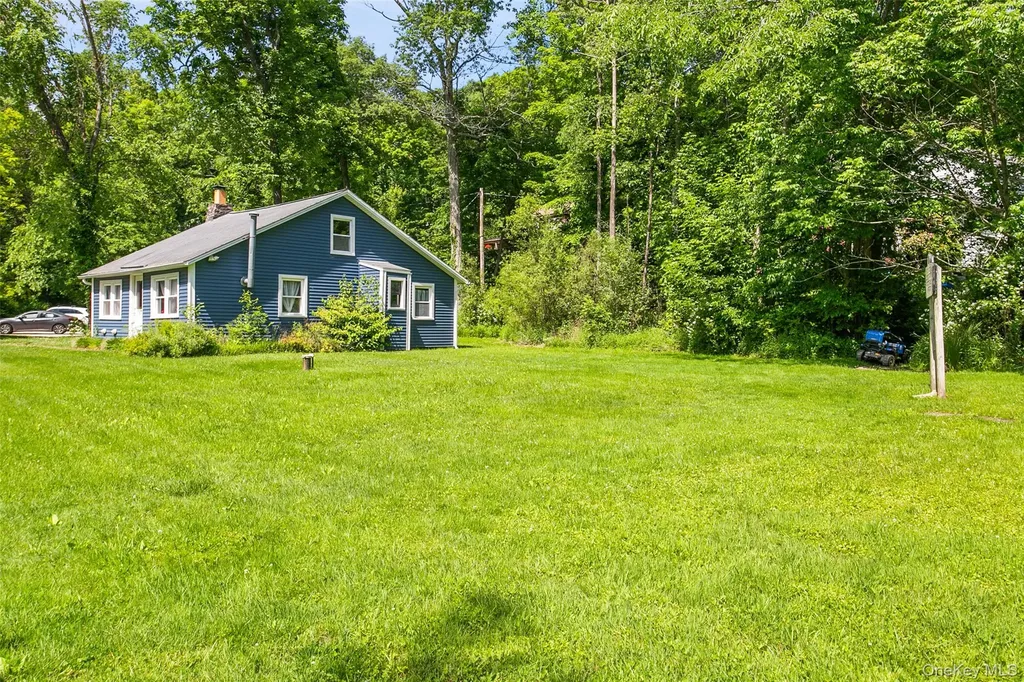 8 Hemlock Road South Salem NY 10590