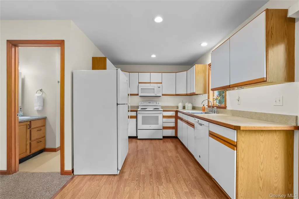 8 Hemlock Road South Salem NY 10590