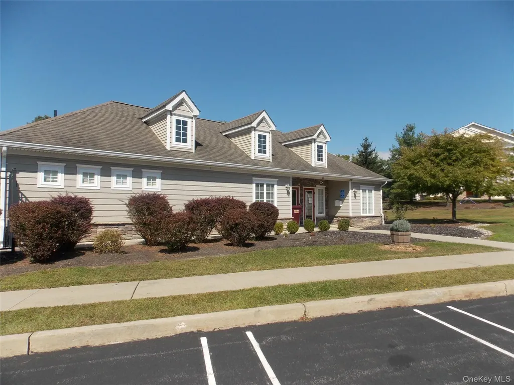 38 Cobblestone Lane Middletown NY 10940