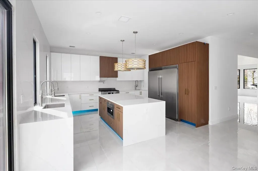 544 Arlington Road Cedarhurst NY 11516