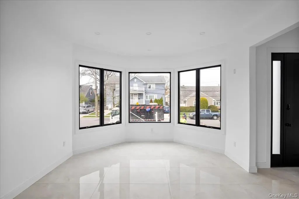 544 Arlington Road Cedarhurst NY 11516