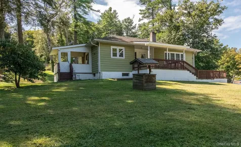 44 Pine Woods Road Hyde Park NY 12538