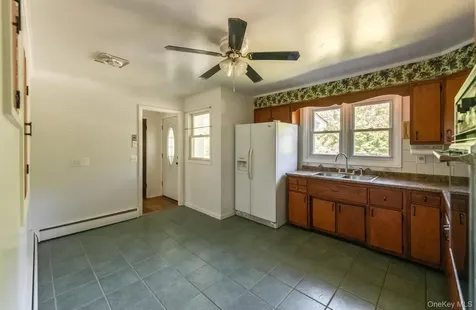 44 Pine Woods Road Hyde Park NY 12538