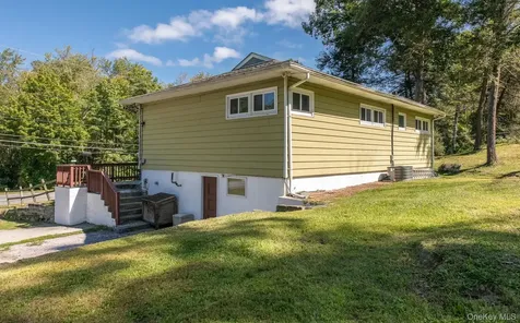 44 Pine Woods Road Hyde Park NY 12538