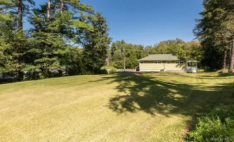 44 Pine Woods Road Hyde Park NY 12538