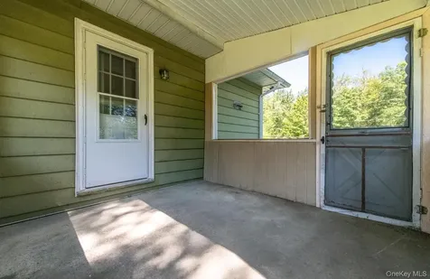 44 Pine Woods Road Hyde Park NY 12538