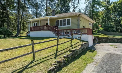 44 Pine Woods Road Hyde Park NY 12538