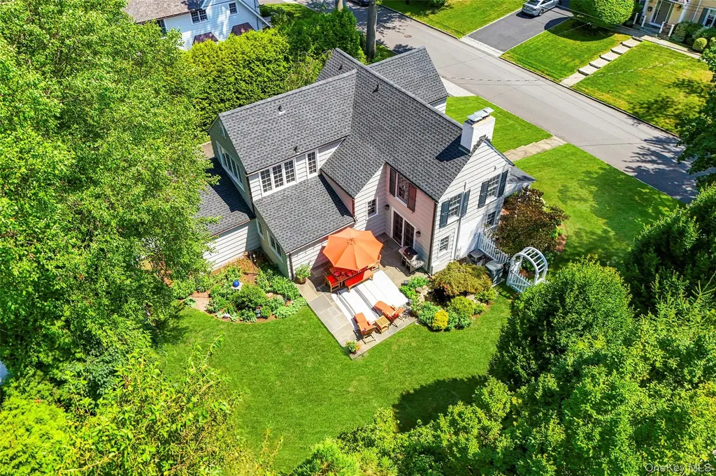 11 Dusenberry Road Bronxville NY 10708