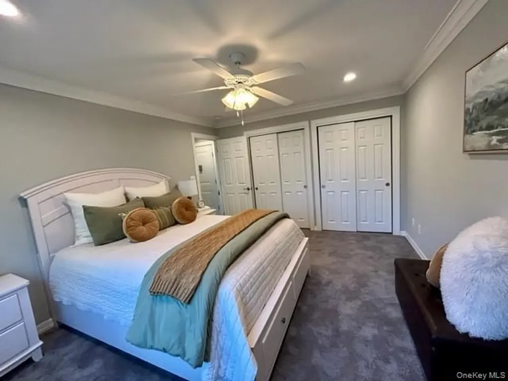 6 Williams Boulevard Lake Grove NY 11755