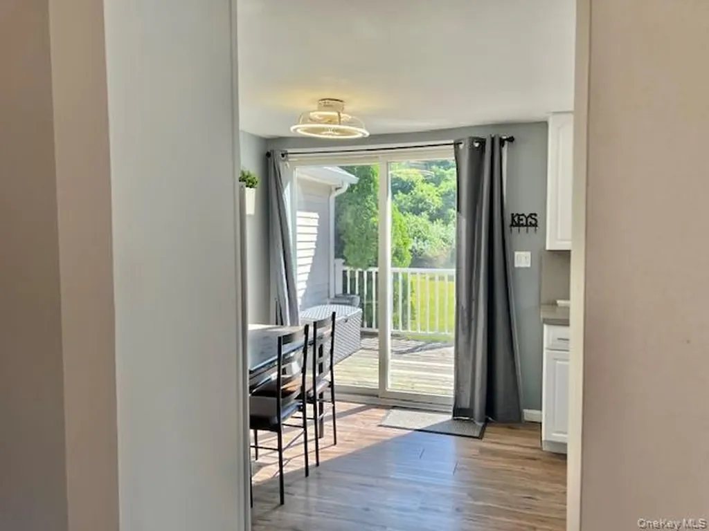 53 Biltmore Drive Mastic Beach NY 11951