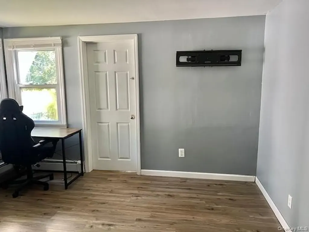 53 Biltmore Drive Mastic Beach NY 11951
