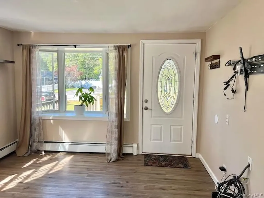 53 Biltmore Drive Mastic Beach NY 11951
