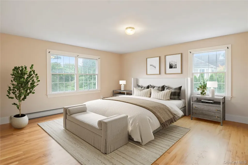 10 Rolling Meadow Lane Northport NY 11768