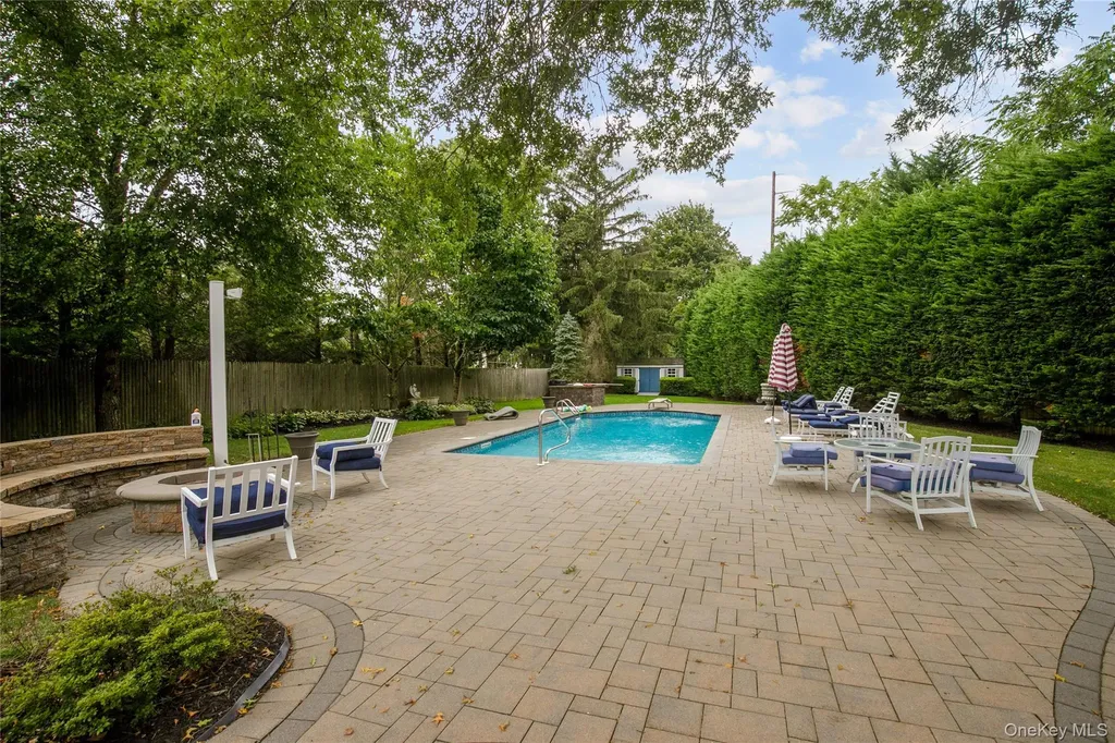 5 Searington Drive Syosset NY 11791