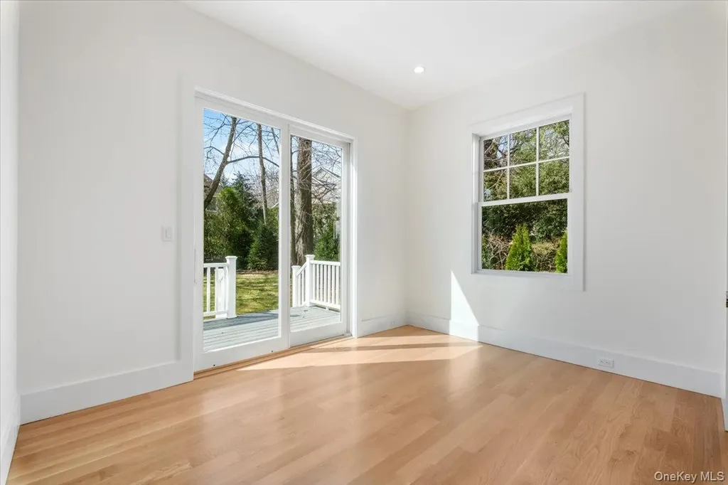 8 Dell Road Scarsdale NY 10583