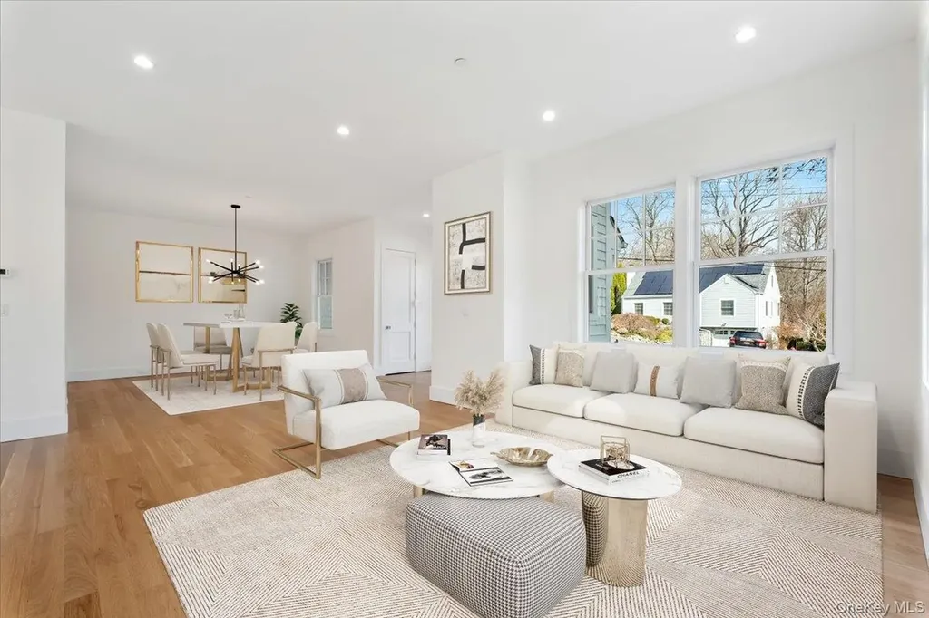 8 Dell Road Scarsdale NY 10583