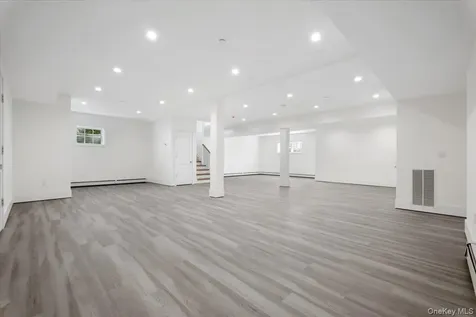 8 Dell Road Scarsdale NY 10583
