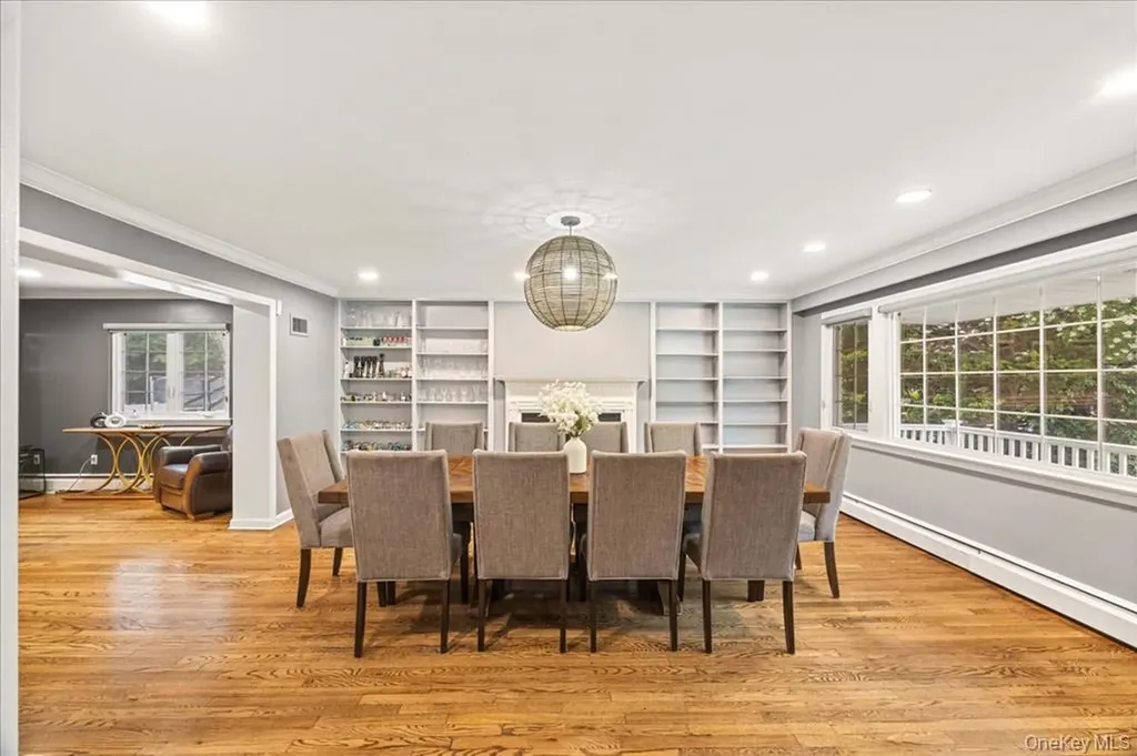 1127 Fordham Lane Woodmere NY 11598