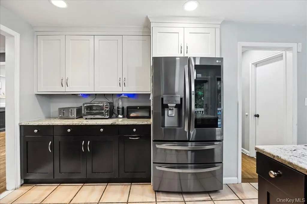 1127 Fordham Lane Woodmere NY 11598