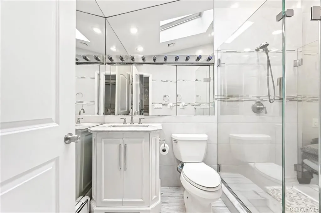 1127 Fordham Lane Woodmere NY 11598