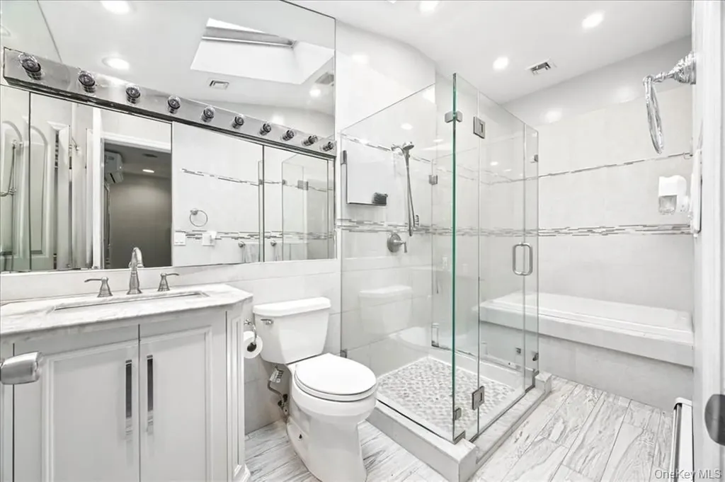 1127 Fordham Lane Woodmere NY 11598