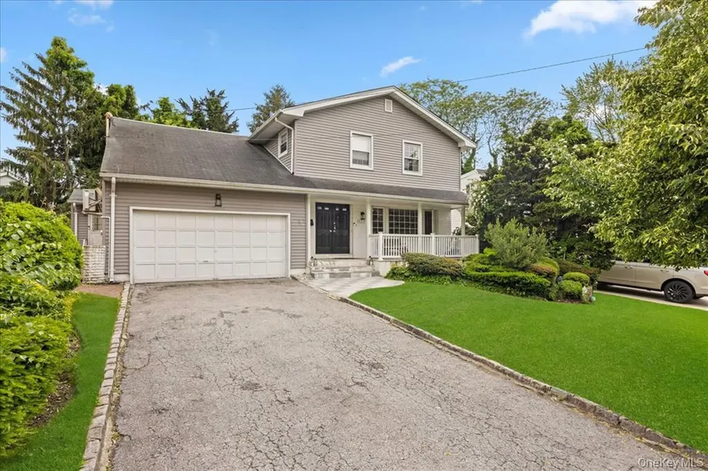 1127 Fordham Lane Woodmere NY 11598