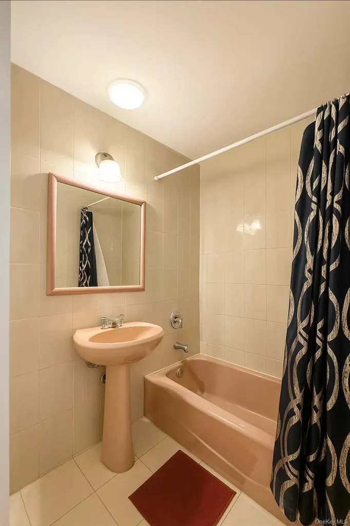 138-15 Franklin Avenue Flushing NY 11355