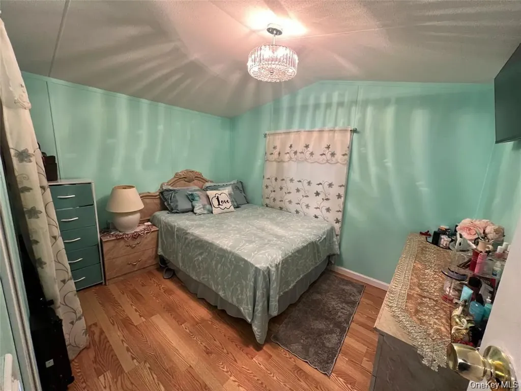 2 Mazies Lane New Windsor NY 12553